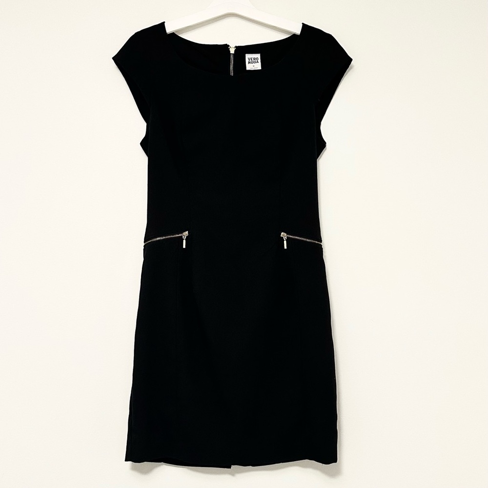 Vero Moda Classic Sexy Little Black Mini Dress EU size 36 Women's Size Small